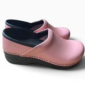 Dansko Professional Clogs EU 34 US Womens 4 Youth 3 Bubblegum Pink Patent Nurse